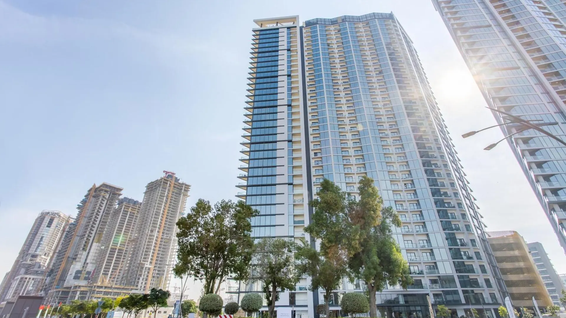 Stay By Latinem Luxury 1Br Holiday Home W 3516 Near Burj Khalifa Dubai United Arab Emirates